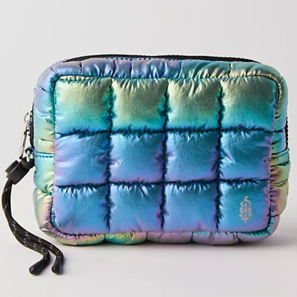 Free People Quilted Carryall Mini Case Limited Edition Irridescent Nebula - Picture 3 of 9